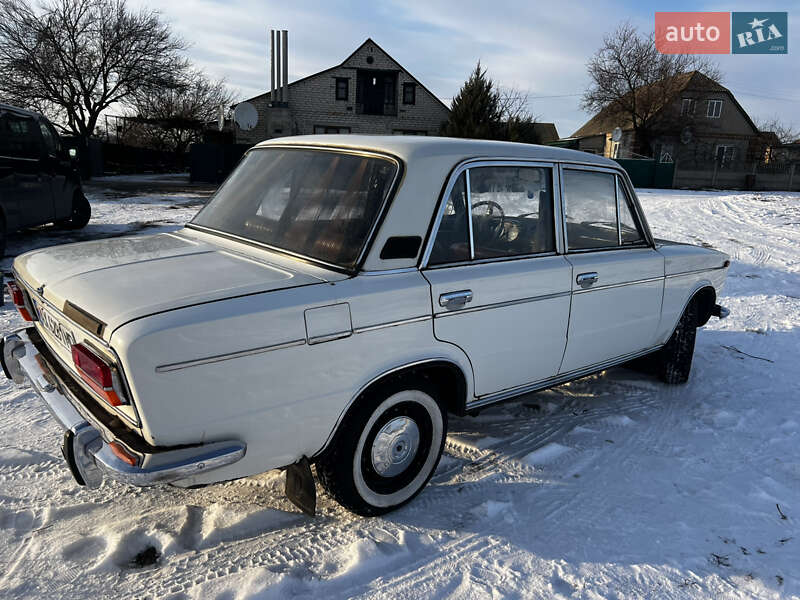 Седан ВАЗ / Lada 2103 1978 в Зачепиловке фото 3 Седан ВАЗ / Lada 2103 1978 в Зачепиловке