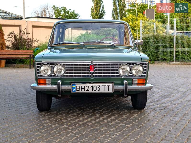 Седан ВАЗ / Lada 2103 1975 в Одессе