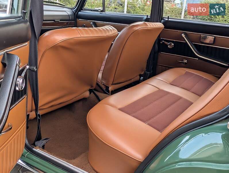 Седан ВАЗ / Lada 2103 1975 в Одессе