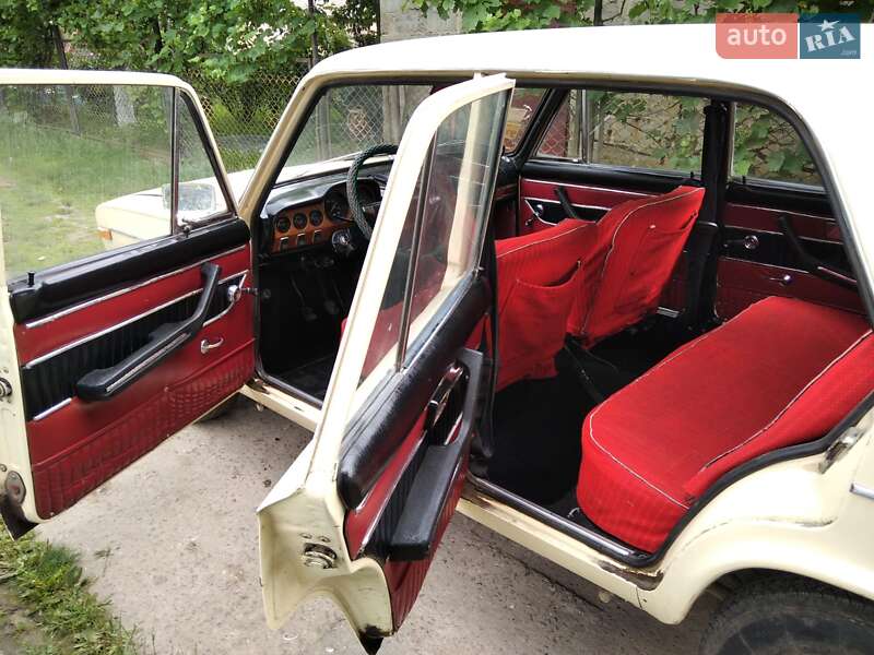 Седан ВАЗ / Lada 2103 1974 в Горохове