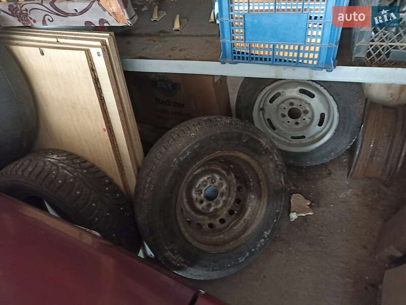 Седан ВАЗ / Lada 2103 1974 в Кривом Роге