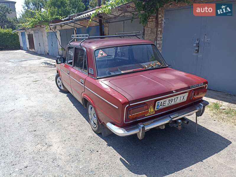 Седан ВАЗ / Lada 2103 1974 в Кривом Роге