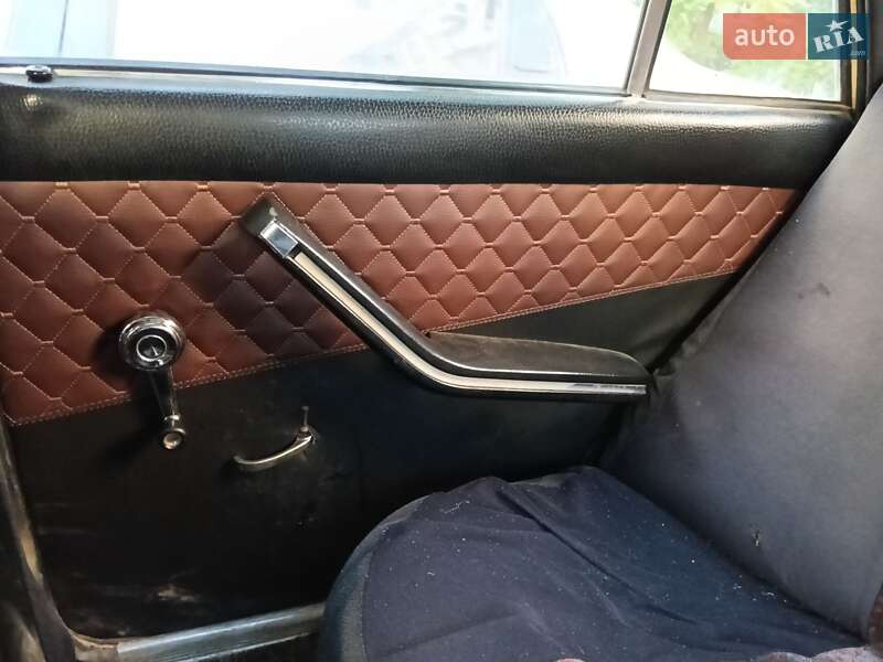 Седан ВАЗ / Lada 2103 1979 в Хмельницком фото 3 Седан ВАЗ / Lada 2103 1979 в Хмельницком