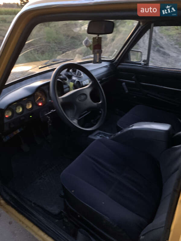 Седан ВАЗ / Lada 2103 1980 в Валках