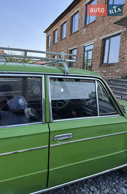 Седан ВАЗ 2103 1975 в 