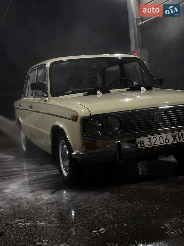 Седан ВАЗ 2103 1982 в 