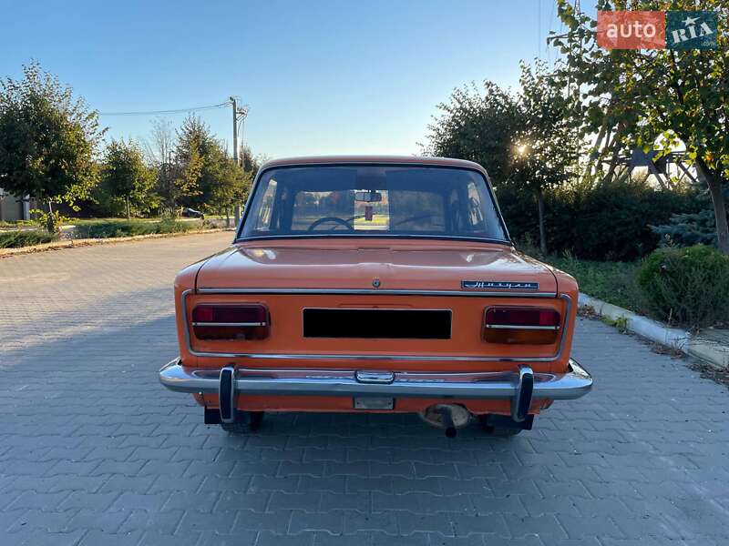 Седан ВАЗ / Lada 2103 1974 в Киеве