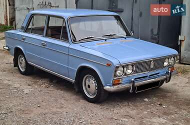 Седан ВАЗ 2103 1975 в 