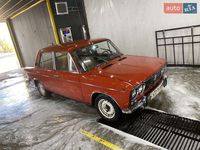 Седан ВАЗ / Lada 2103 1979 в Кривом Роге