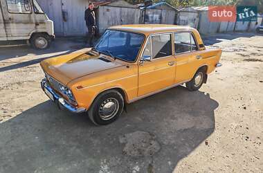 Седан ВАЗ 2103 1976 в  фото 15 Седан ВАЗ 2103 1976 в