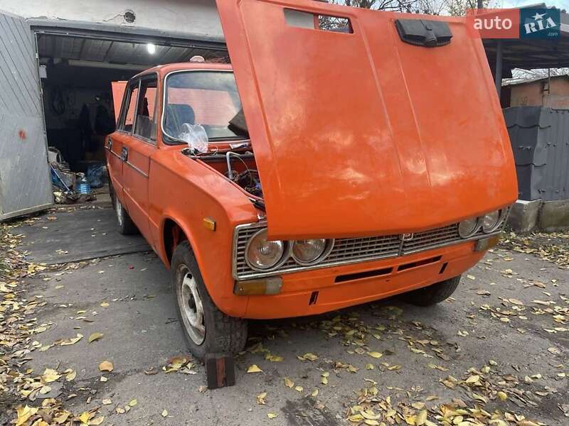 Седан ВАЗ / Lada 2103 1974 в Кривому Розі фото 5 Седан ВАЗ / Lada 2103 1974 в Кривому Розі