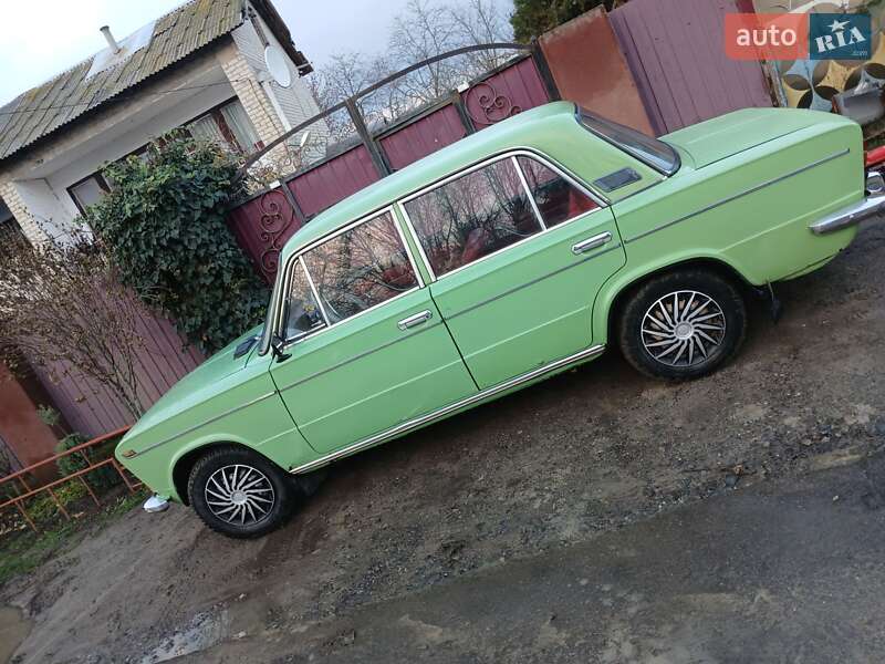 Седан ВАЗ / Lada 2103 1983 в Подільську