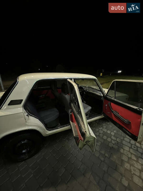 Седан ВАЗ / Lada 2103 1985 в Бережанах фото 11 Седан ВАЗ / Lada 2103 1985 в Бережанах