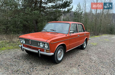 Седан ВАЗ 2103 1982 в Киеве