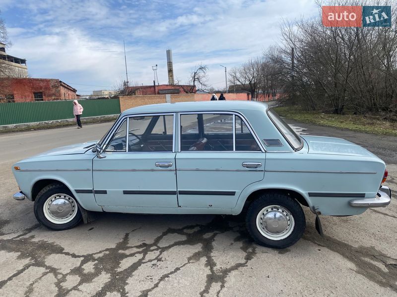 Седан ВАЗ / Lada 2103 1974 в Звенигородке