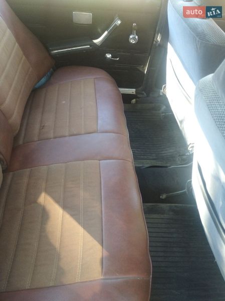 Седан ВАЗ / Lada 2103 1980 в Ямполе фото 5 Седан ВАЗ / Lada 2103 1980 в Ямполе