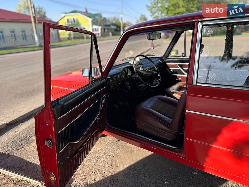Седан ВАЗ / Lada 2103 1981 в Мене