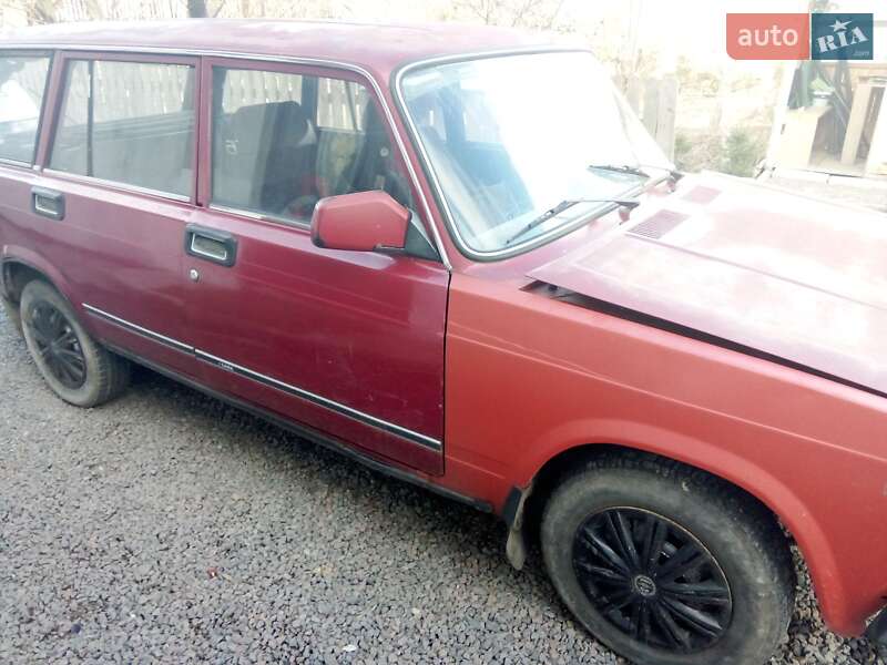 Універсал ВАЗ / Lada 2104 1990 в Золочеві