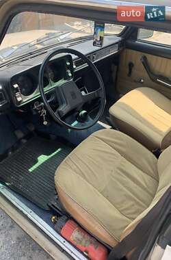 Универсал ВАЗ / Lada 2104 1986 в Николаеве фото 6 Универсал ВАЗ / Lada 2104 1986 в Николаеве