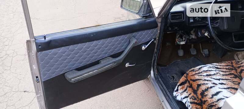 Универсал ВАЗ / Lada 2104 1987 в Кривом Роге фото 6 Универсал ВАЗ / Lada 2104 1987 в Кривом Роге