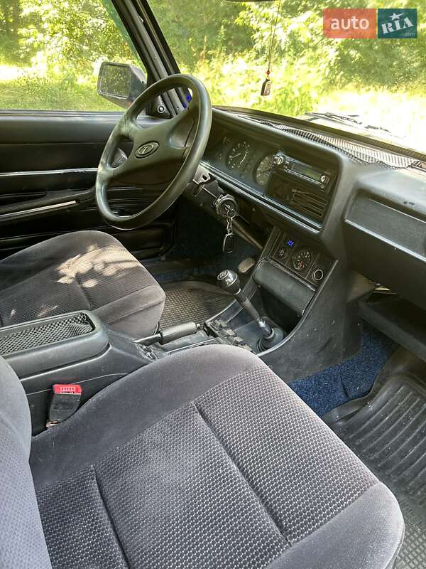 Универсал ВАЗ / Lada 2104 2005 в Киеве