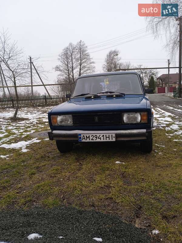 Универсал ВАЗ / Lada 2104 2004 в Емильчине