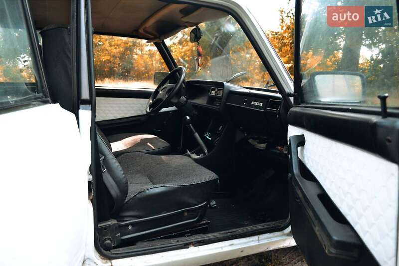 Универсал ВАЗ / Lada 2104 2002 в Миргороде фото 14 Универсал ВАЗ / Lada 2104 2002 в Миргороде