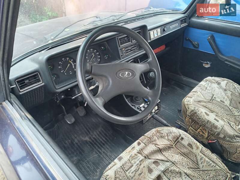 ВАЗ / Lada 2104 2005