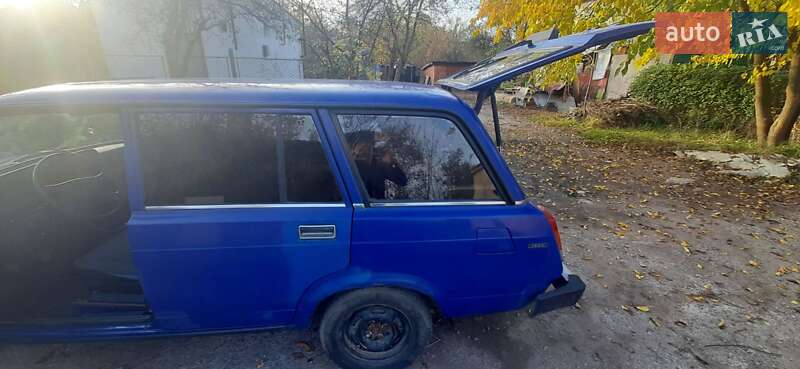 Универсал ВАЗ / Lada 2104 2004 в Чопе