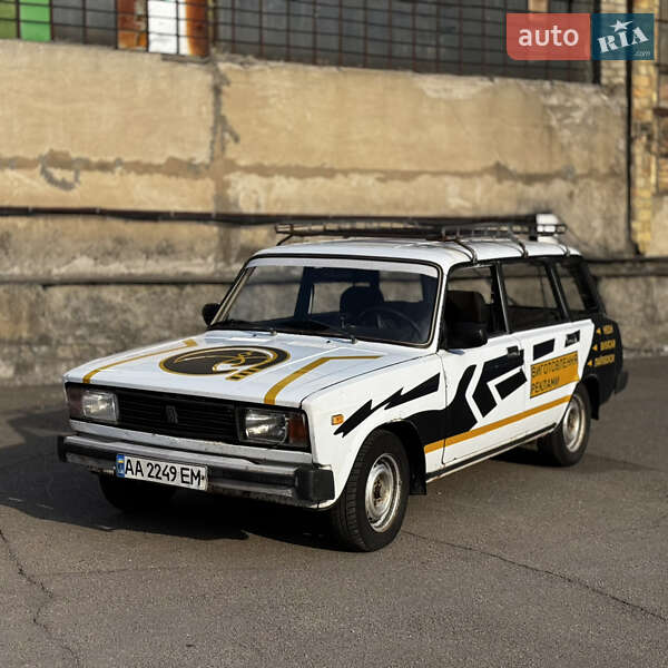 ВАЗ / Lada 2104 2000