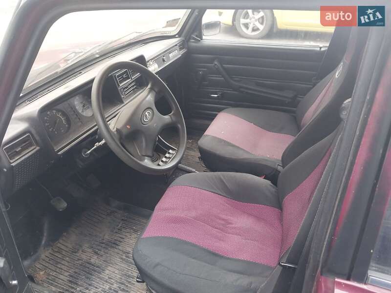 Універсал ВАЗ / Lada 2104 2001 в Києві