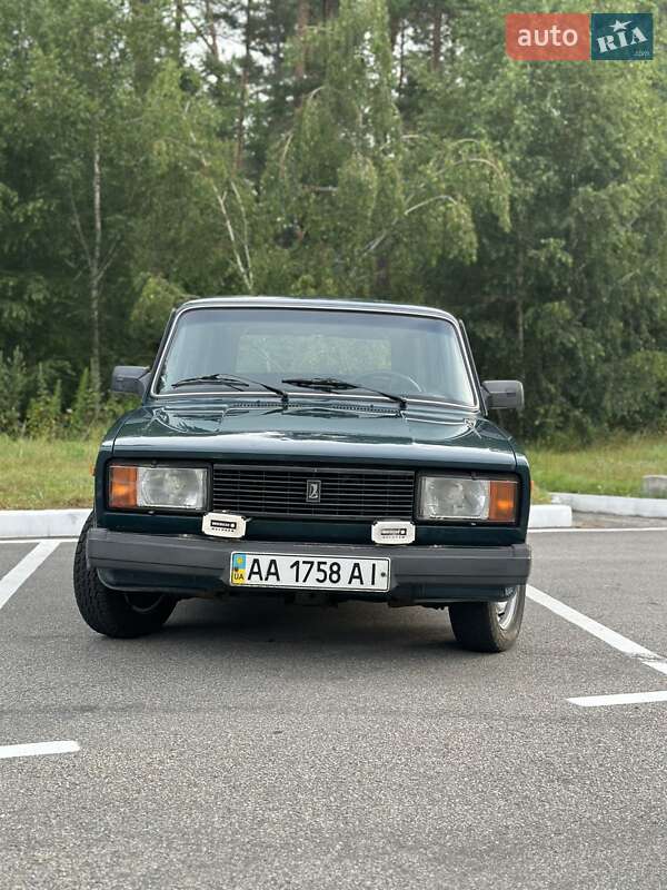 ВАЗ / Lada 2104 2005