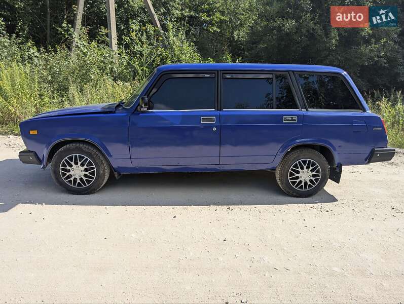 Универсал ВАЗ / Lada 2104 2001 в Почаеве