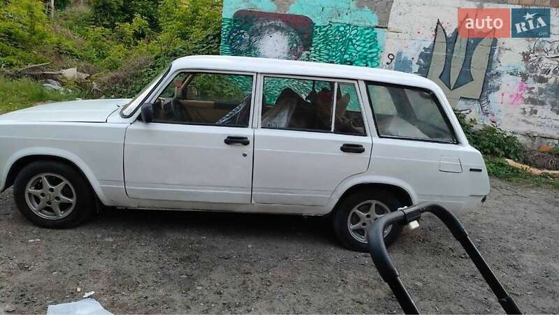 ВАЗ / Lada 2104 1985 ВАЗ / Lada 2104 1985