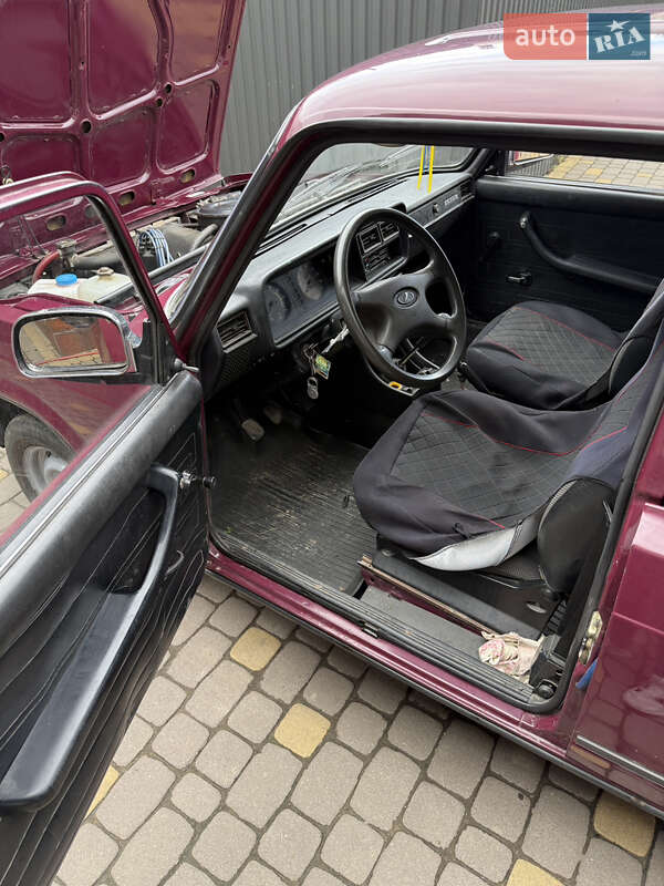 Универсал ВАЗ / Lada 2104 2005 в Снятине