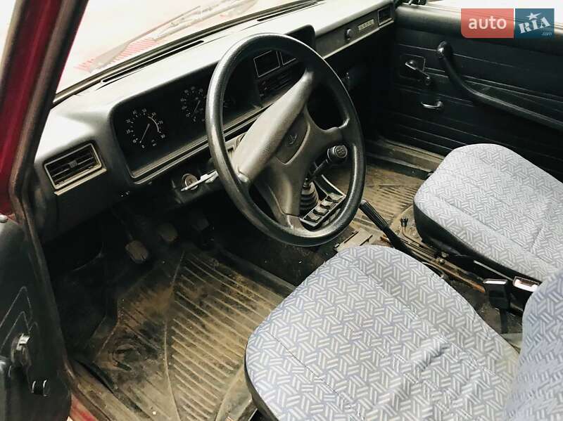 Универсал ВАЗ / Lada 2104 2009 в Кривом Роге фото 6 Универсал ВАЗ / Lada 2104 2009 в Кривом Роге