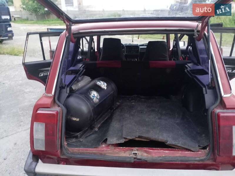 Универсал ВАЗ / Lada 2104 1994 в Чернигове фото 4 Универсал ВАЗ / Lada 2104 1994 в Чернигове