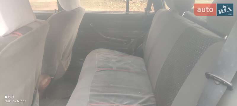 Универсал ВАЗ / Lada 2104 2004 в Ямполе фото 9 Универсал ВАЗ / Lada 2104 2004 в Ямполе