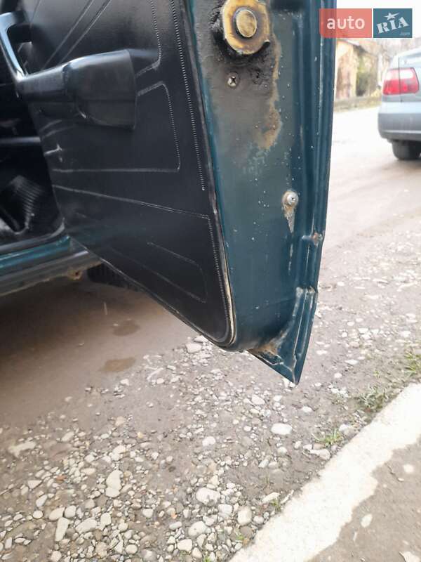 Універсал ВАЗ / Lada 2104 2006 в Чернівцях