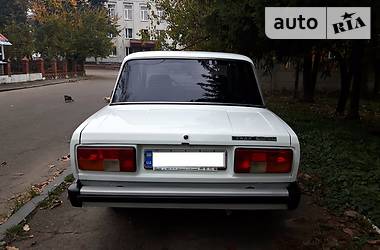 Седан ВАЗ / Lada 2105 1993 в Дубно