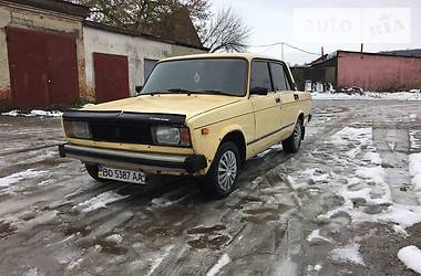 Седан ВАЗ / Lada 2105 1988 в Збараже