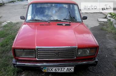 Седан ВАЗ / Lada 2105 1984 в Каменец-Подольском