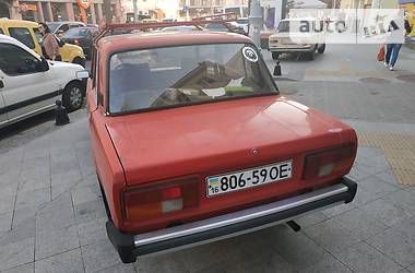 Седан ВАЗ / Lada 2105 1985 в Чорноморську