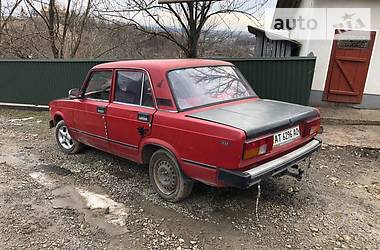 Седан ВАЗ / Lada 2105 1992 в Снятине