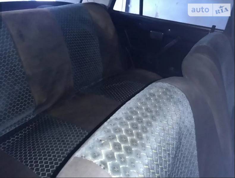 Седан ВАЗ / Lada 2105 1984 в Запорожье