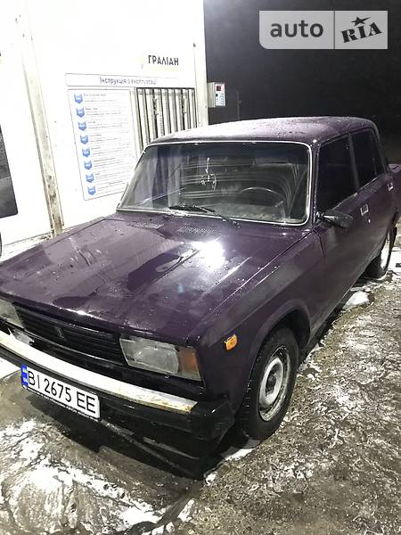 Седан ВАЗ / Lada 2105 2000 в Полтаве