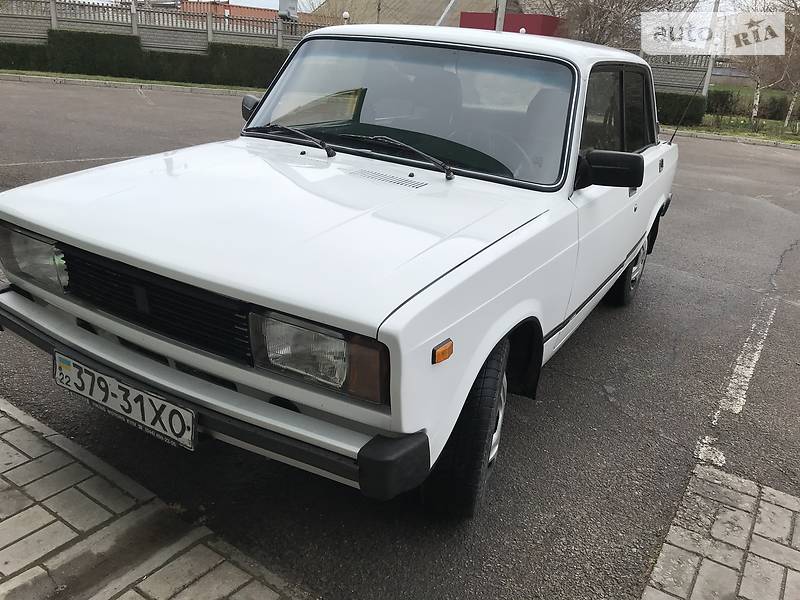 Седан ВАЗ / Lada 2105 1990 в Каховке