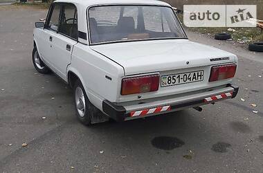 Седан ВАЗ / Lada 2105 1992 в Днепре