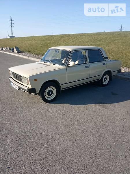 Седан ВАЗ / Lada 2105 1989 в Днепре