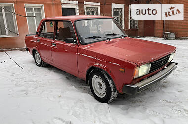 Седан ВАЗ / Lada 2105 1983 в Харькове